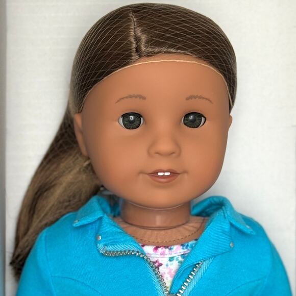 American Girl Truly Me 18" Doll #79 with Brown Straigt Hair - Picture 2 of 6